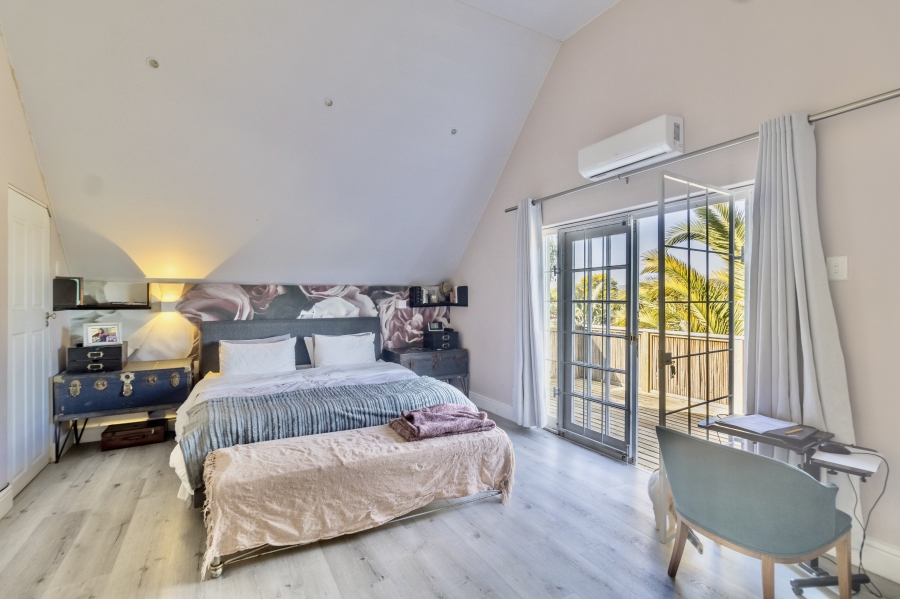 4 Bedroom Property for Sale in Cape Farms Western Cape